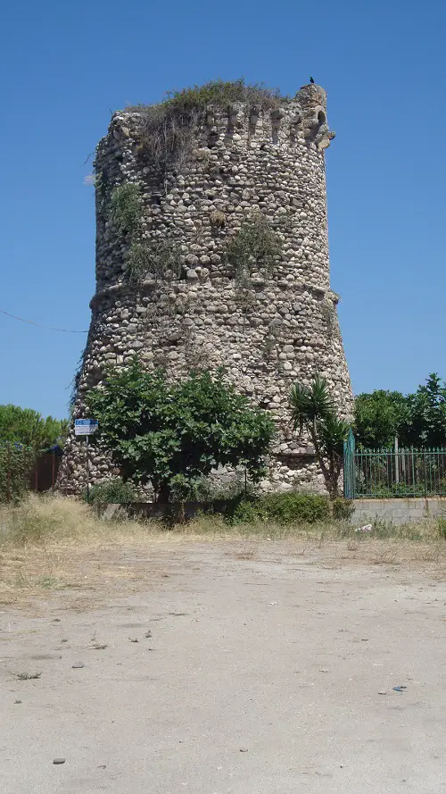 The ruins of the Saracen tower