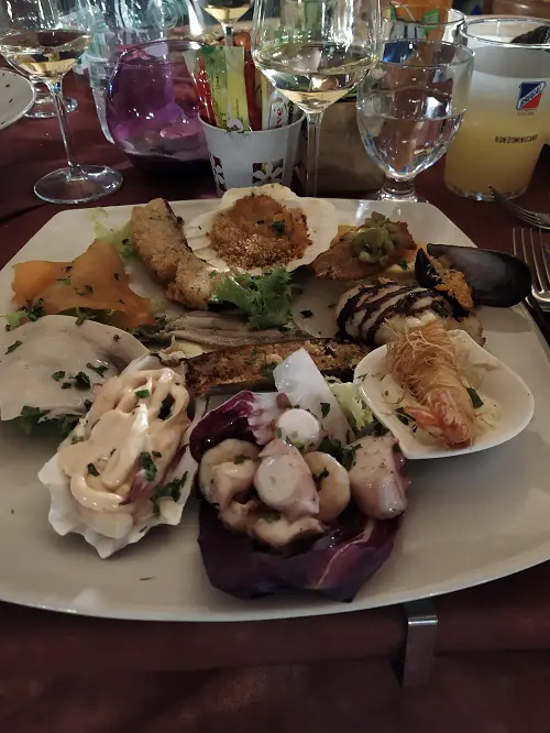 Assorted seafood appetisers