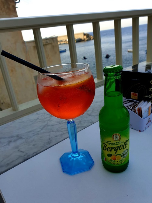 Bergotto is a calabrian non-alcoholic refreshing drink