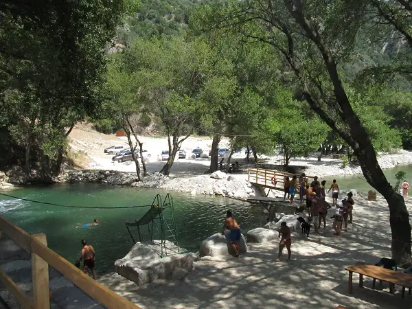 The footbridge close to the waterfalls