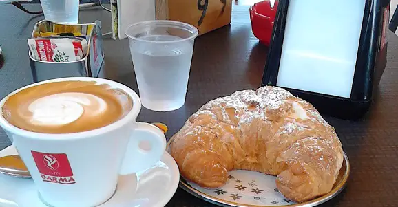 Croissant and cappuccino