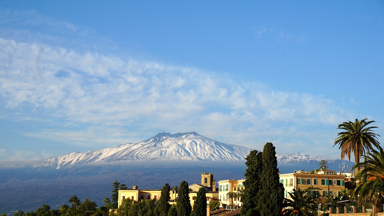 A day on Mount Etna from Calabria The delights of Southern Italy