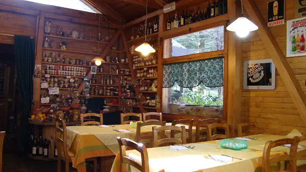 A restaurant in Serra San Bruno