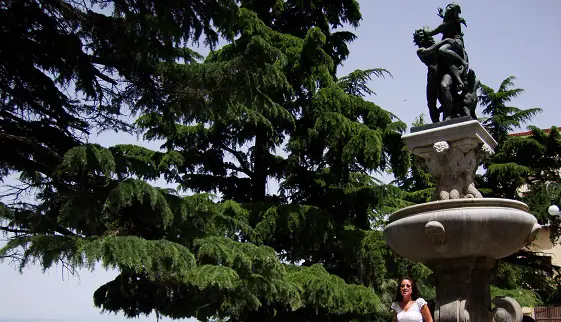 The fountain with scenic viewpoint